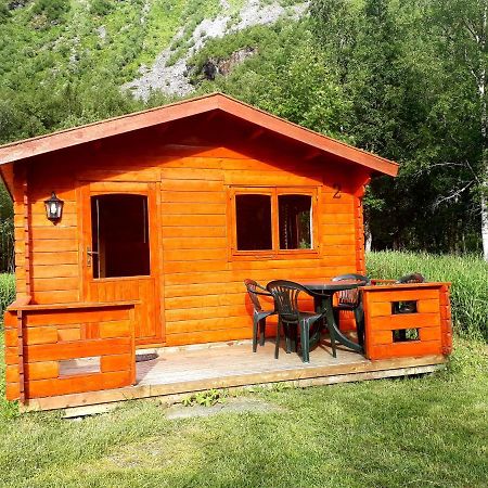 Dalen Gaard Camping Og Hytter Geiranger Kültér fotó
