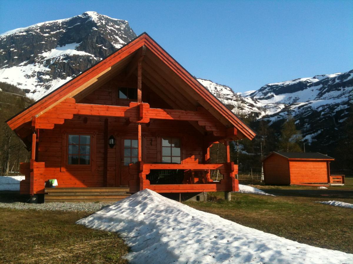 Dalen Gaard Camping Og Hytter Geiranger Kültér fotó